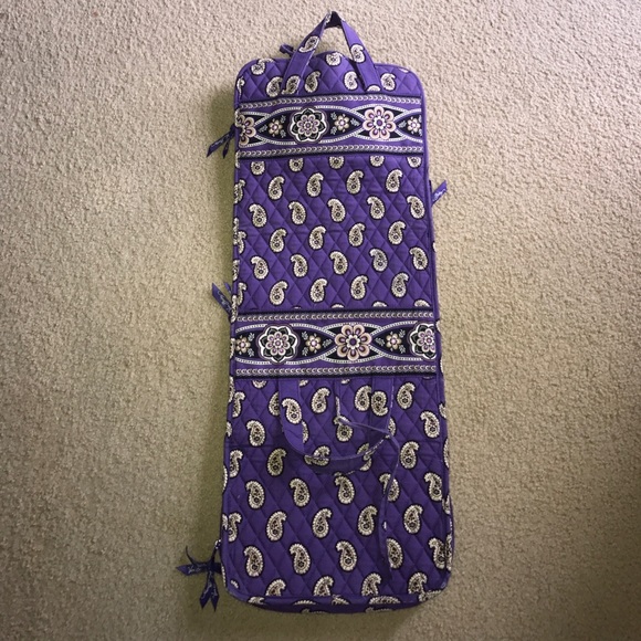 Vera Bradley Simply Violet Hanging Cos Bag - Picture 7 of 8